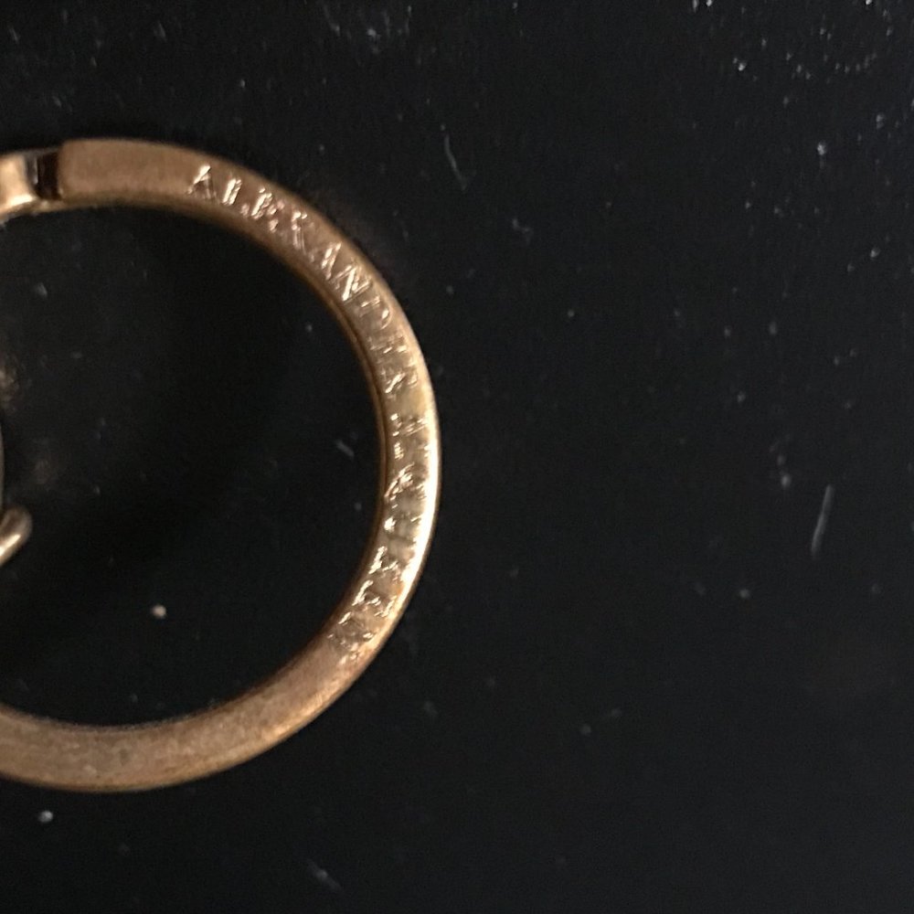 Perfect Skeleton Keychain - Picture 3 of 3